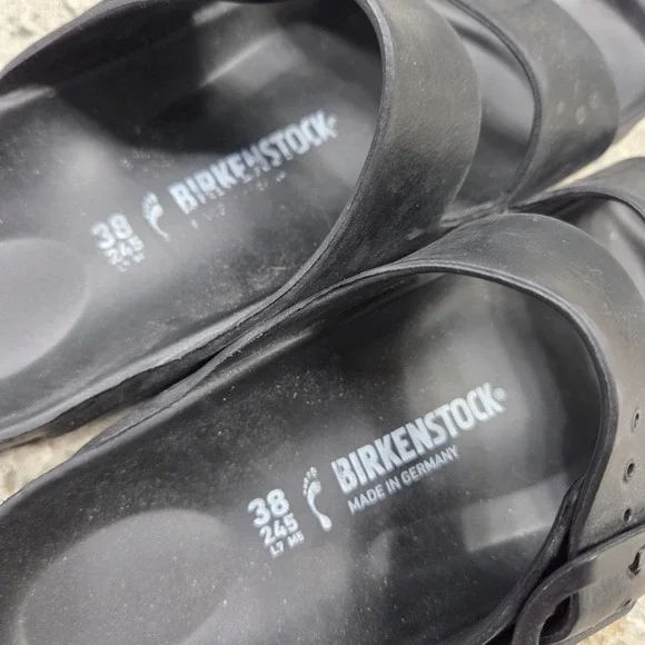 Woman's Birkenstock Arizona Black EVA Slip-on Sandals with Buckle Size 38 - Picture 3 of 12